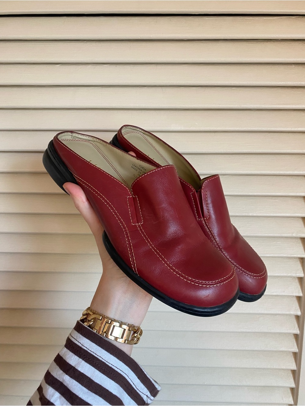 Lizflex by Liz Claiborne Red Leather Mules
